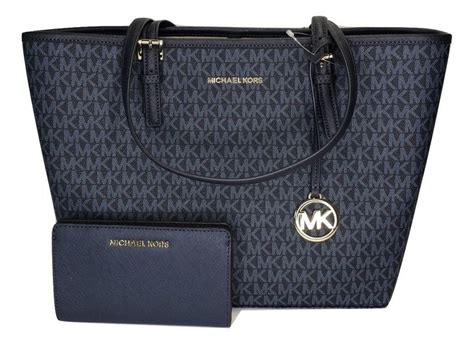 michael kors jet set md mf tote fashion blogger|Michael Kors jet set saffiano.